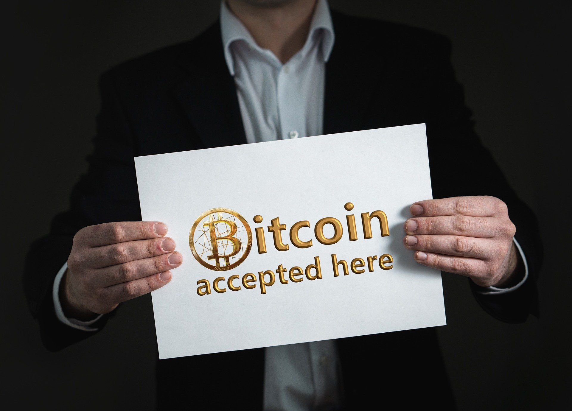 Pros and Cons of Accepting Bitcoin in Restaurants