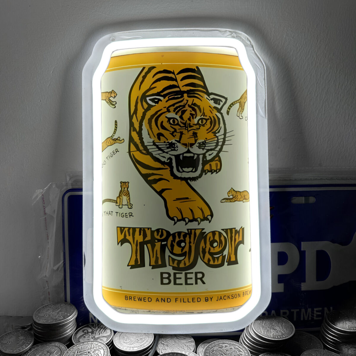 SINGAPORE TIGER BEER, GOLDEN MONKEY MEDALLIONS. | Error coins