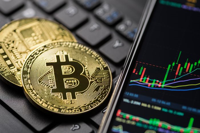 10 Reasons Why You Should Stick to Bitcoin Despite the Downtrend