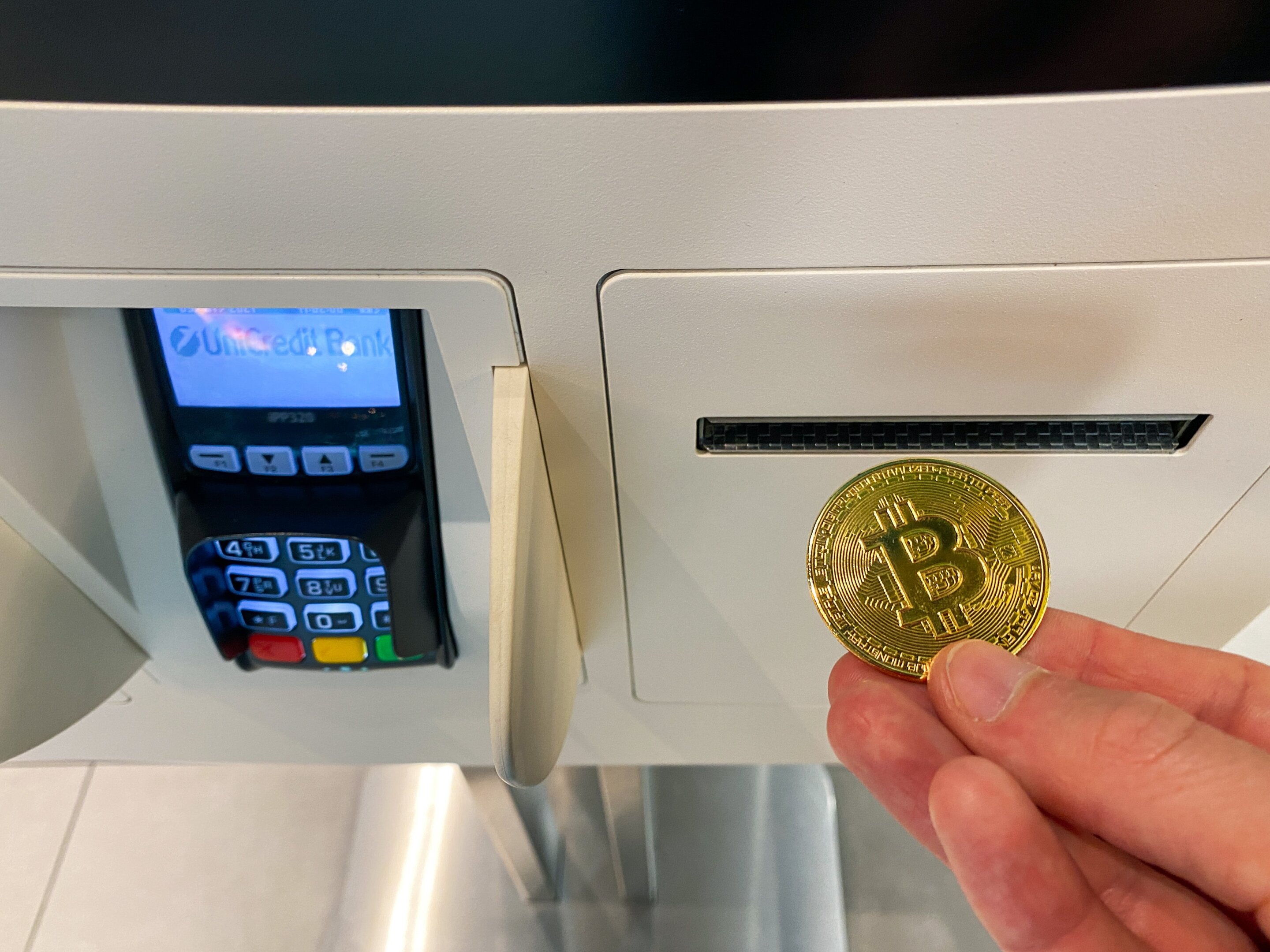 Coinsource - Bitcoin ATMs - Buy Bitcoin With Cash