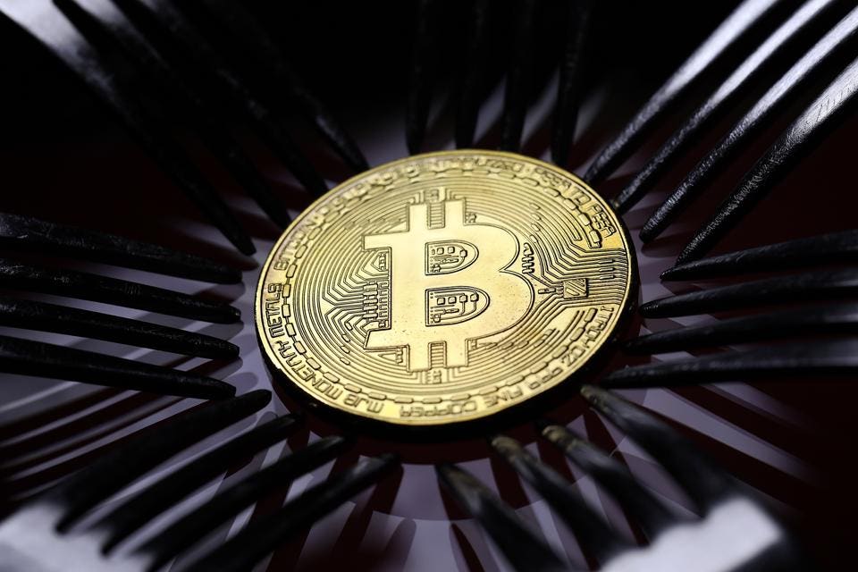 Bitcoin Miner Reserves Nosedive: Will a Sell-Off Shake BTC Price?