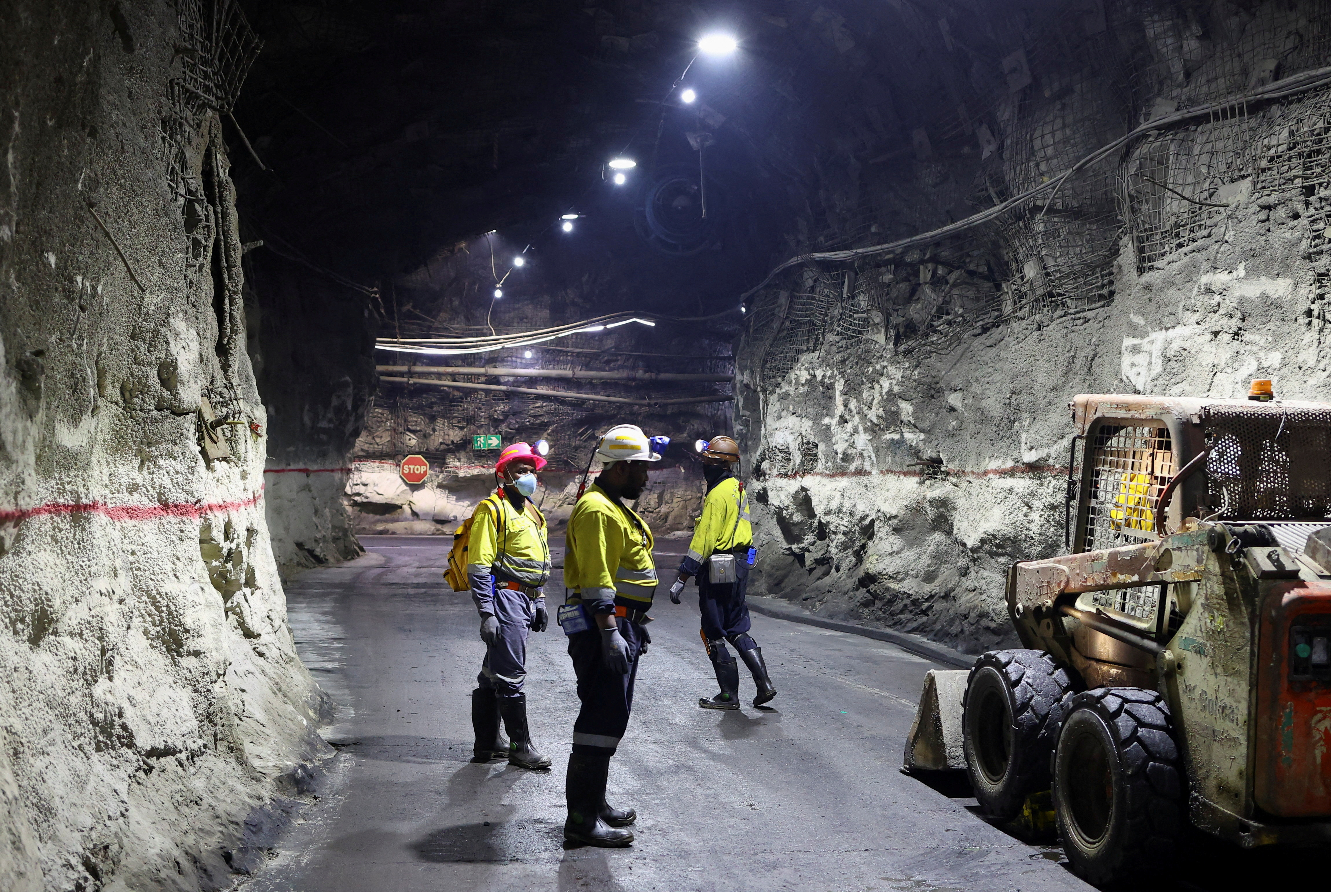 Underground Coal Mine Photos and Premium High Res Pictures - Getty Images