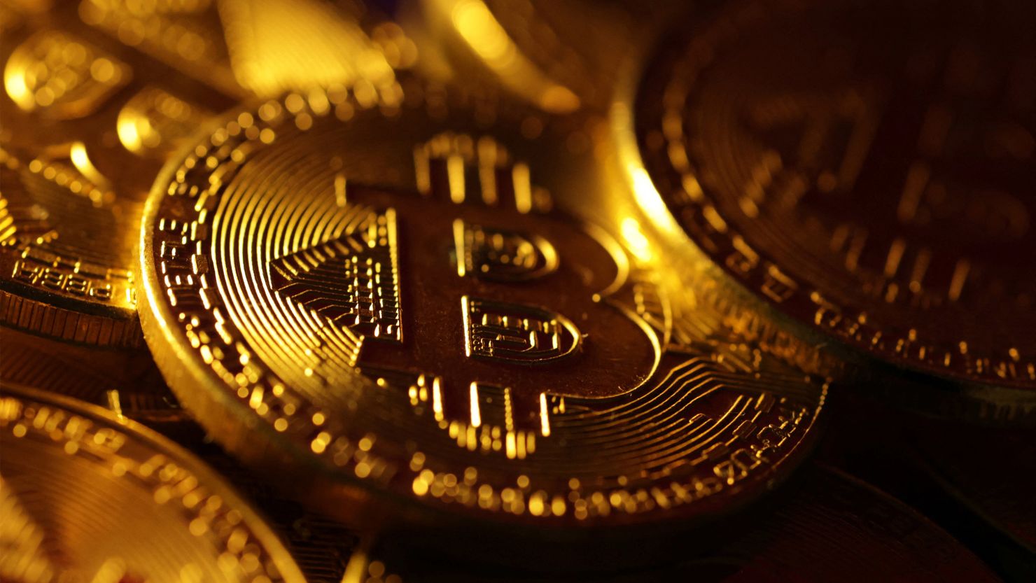 Bitcoin price: Latest news, trends and updates on cryptocurrency