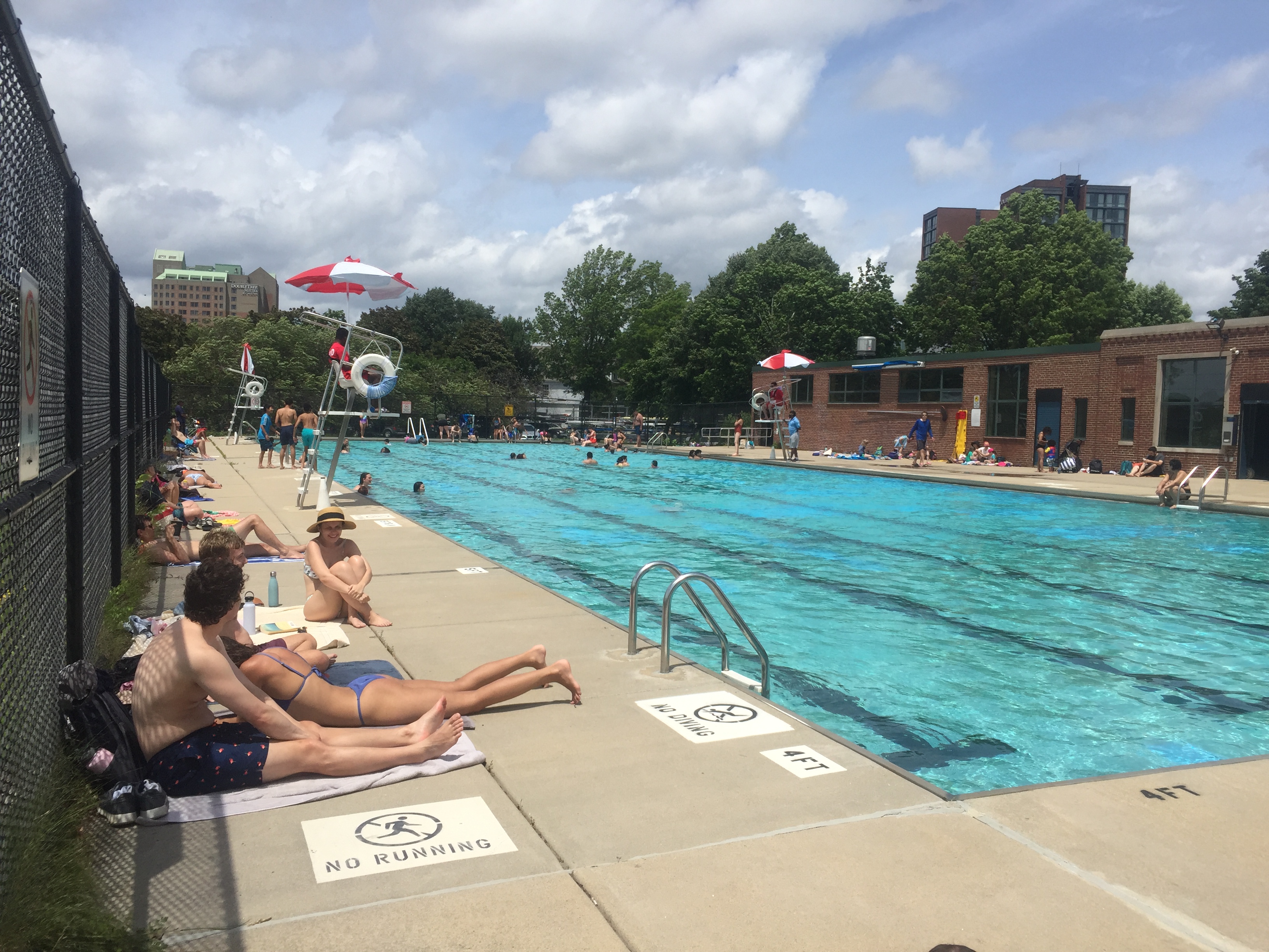 Department of Conservation and Recreation pools close for the season - CBS Boston