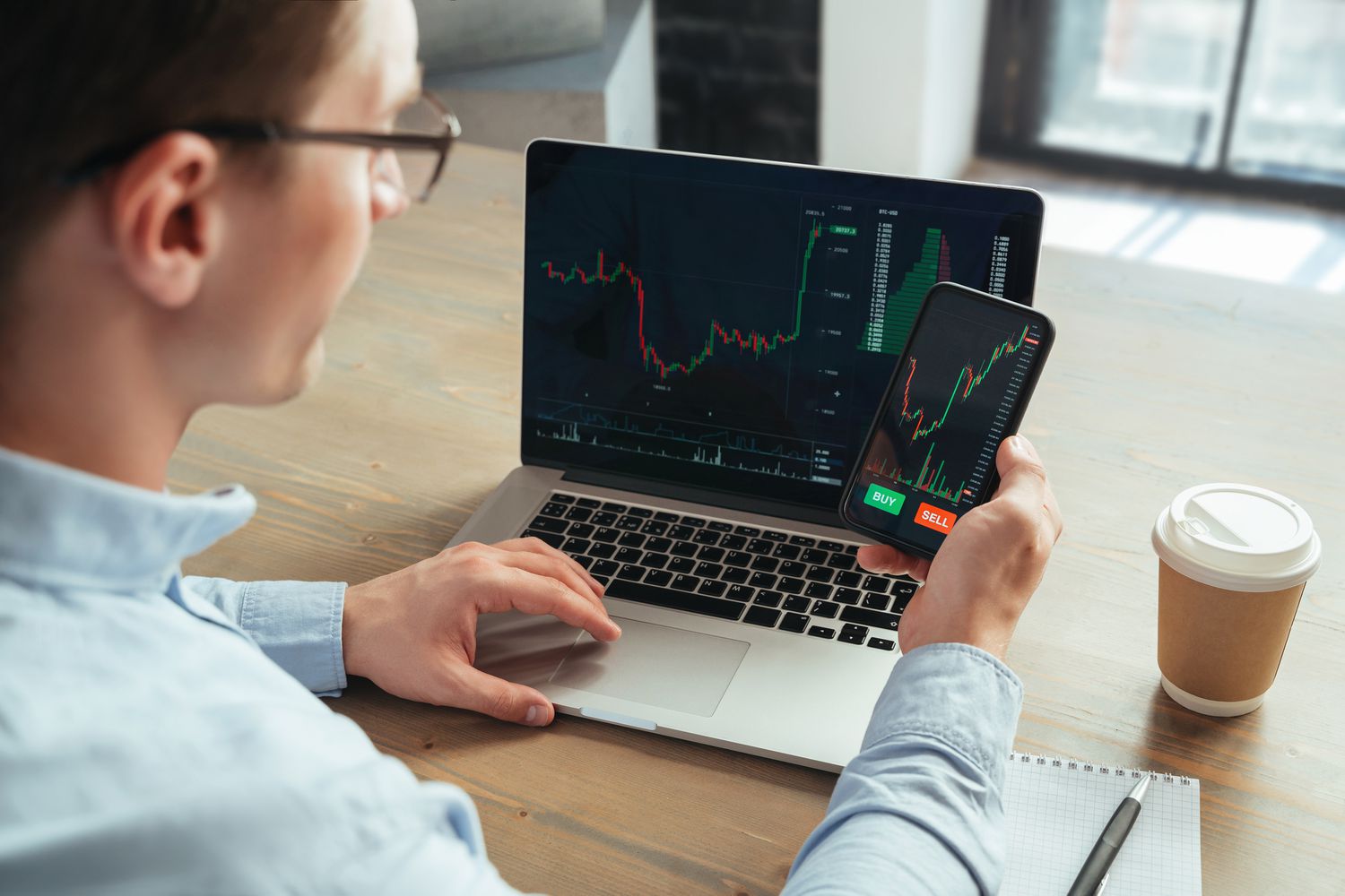 How to Trade Cryptocurrency: A Beginners Guide • Benzinga