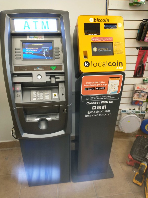 How to get to Localcoin Bitcoin Atm - Dépanneur Dolphin in Montréal by Bus or Metro?