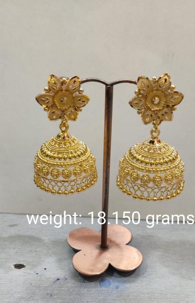 Buy Exclusive Gold Earrings Jewellery Online from Senco