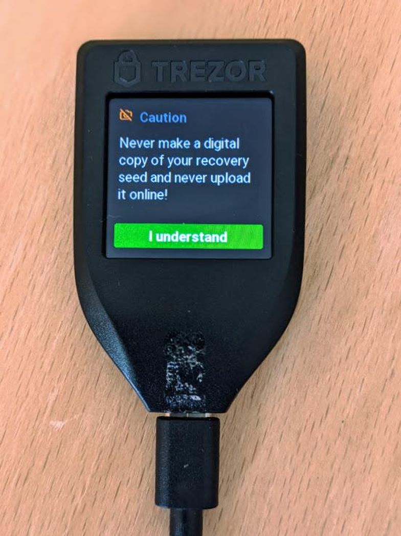 Trezor Model T - Hardware wallet - Trezor Official Partner - cryptolive.fun