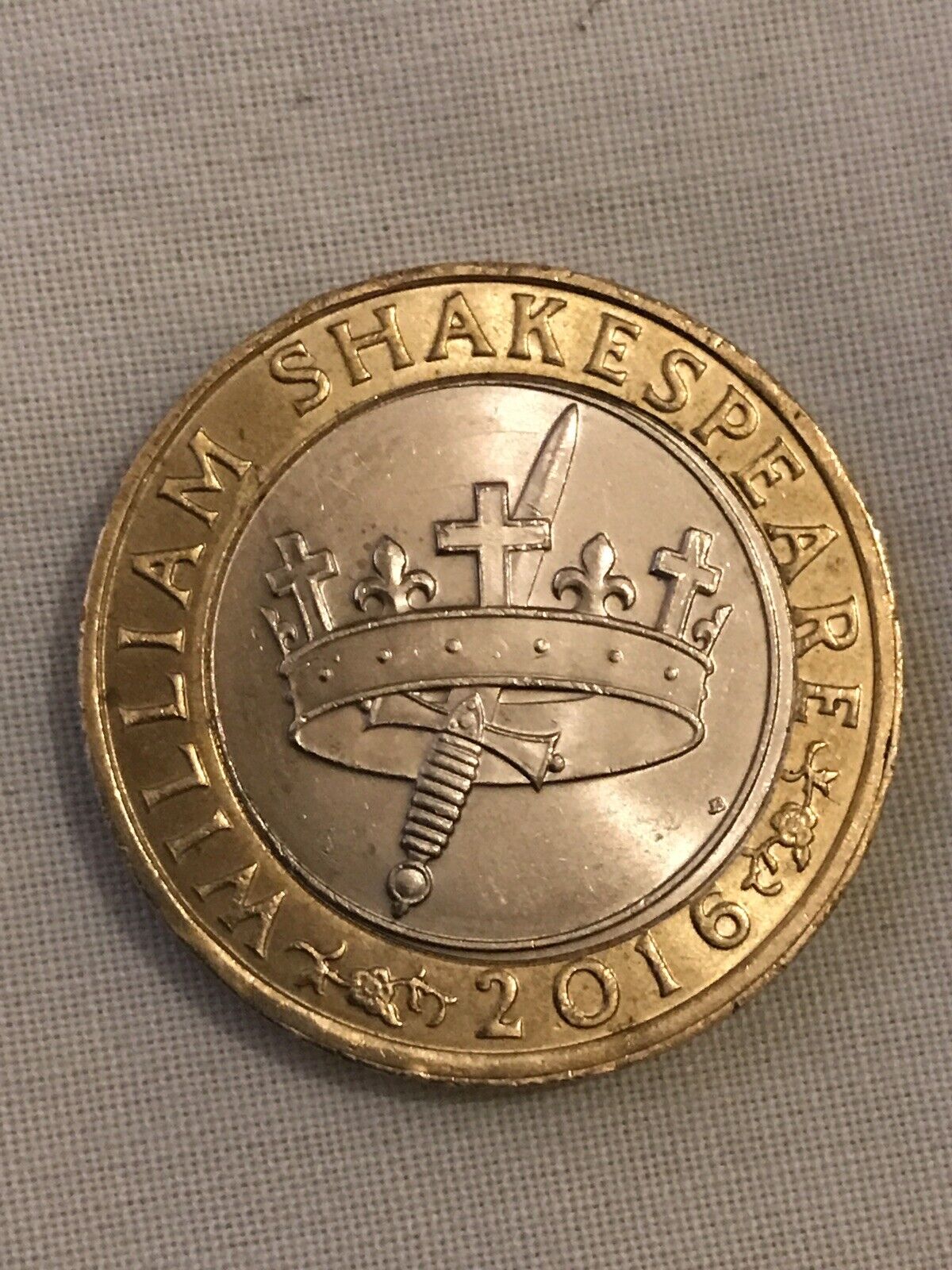 Shakespeare Histories £2 Coin | Worth £ | Rare: 1 in | Error: No