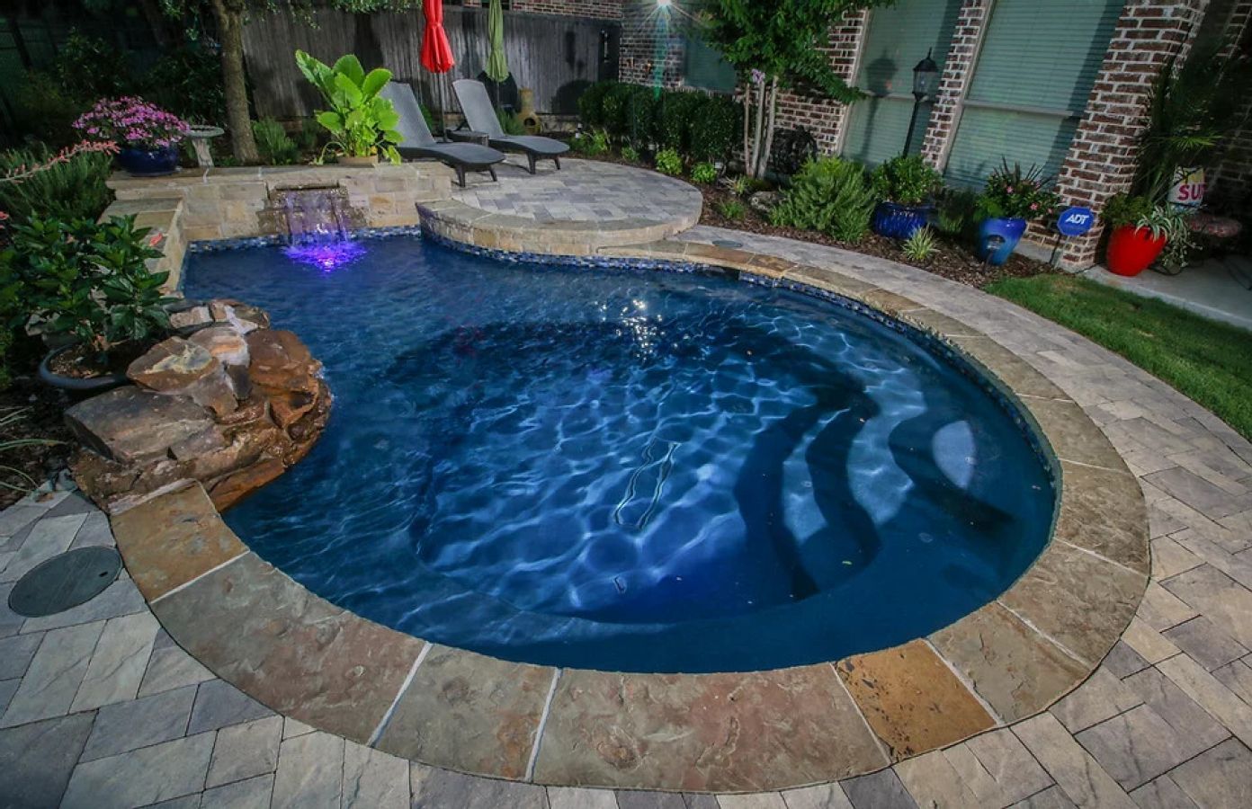 Above Ground Pool Dealers | Backyard Oasis