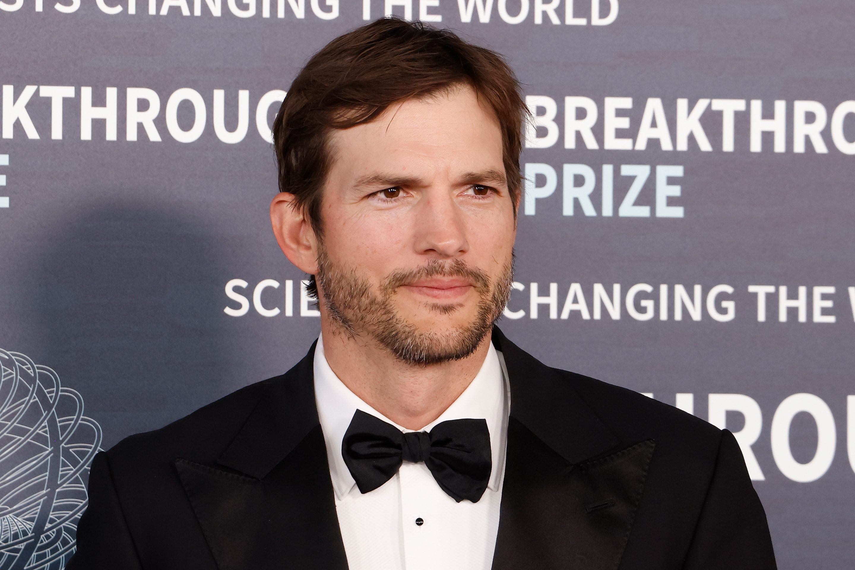 Ashton Kutcher's Wise Investments Earned Him A $ Million Net Worth