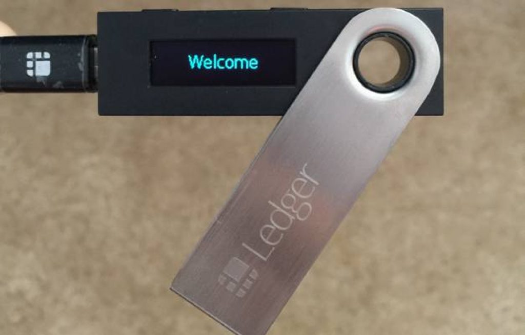 Bitcoin Hardware Wallet - Secure BTC with Ledger Cold Wallet | Ledger