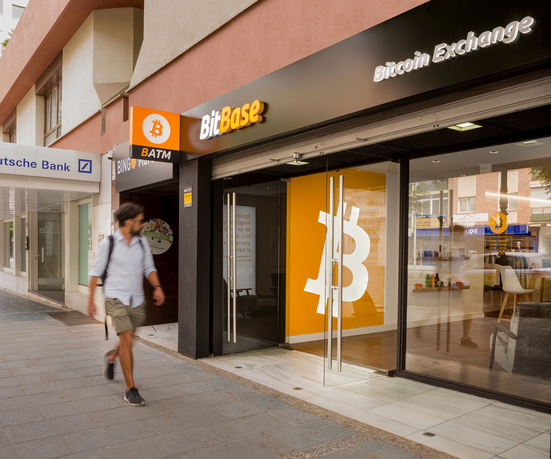 Cajero Bitcoin Barcelona ✅ Carrer de Bordeus 2, Barcelona, Spain