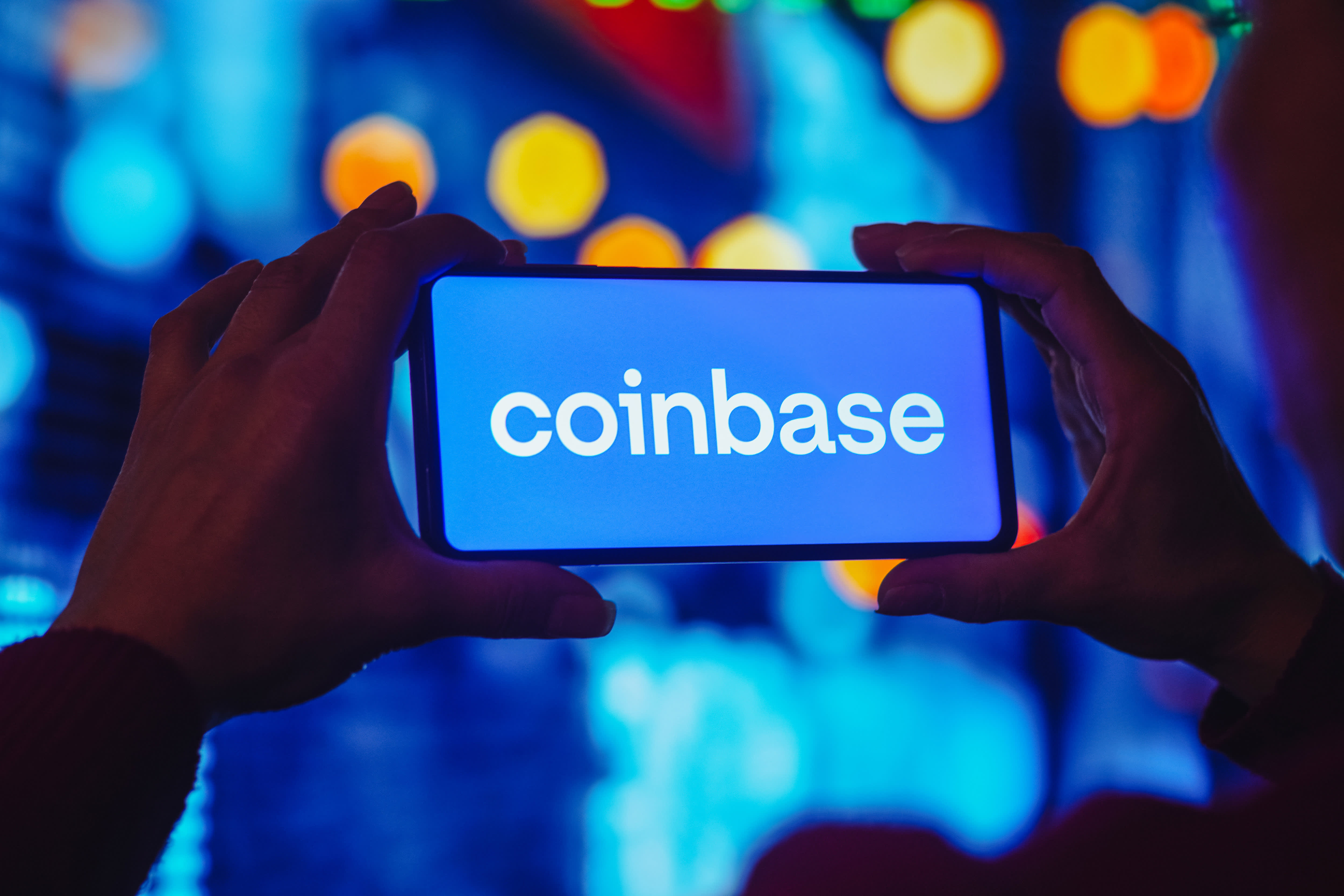 How To Recognize and Report Coinbase Scam Emails