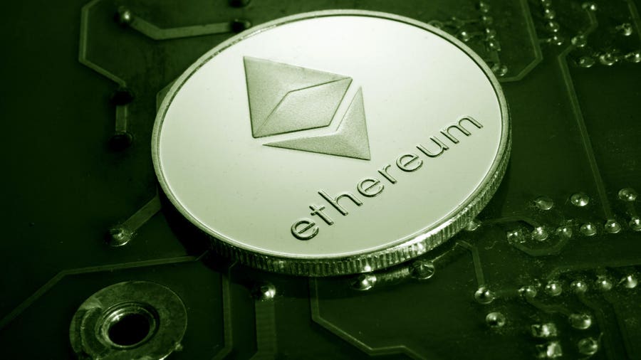 Bitcoin vs Ethereum: What’s the difference? - NerdWallet