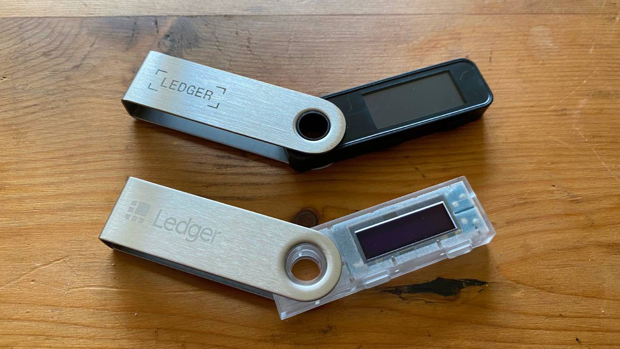 Ledger Nano S Plus Review: Security, Coins, Price & more ()
