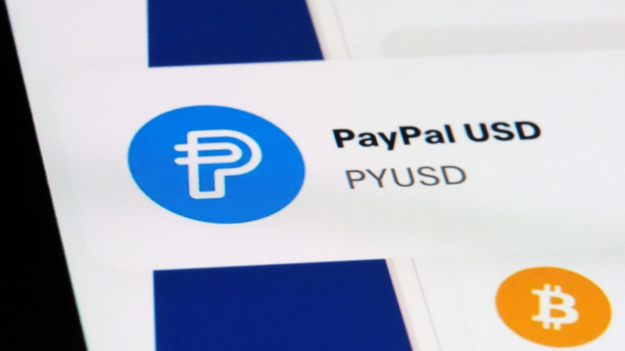 PayPal Launches USD-Pegged Stablecoin. Should You Invest?