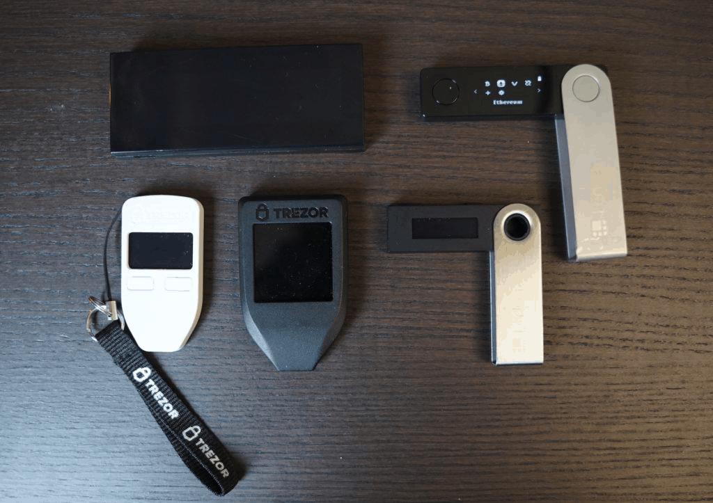 Ledger Nano S vs. X | Laptop Mag