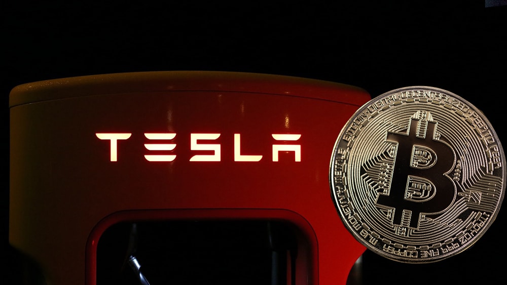 Tesla announces $ billion bitcoin bet, makes payments pledge | Reuters