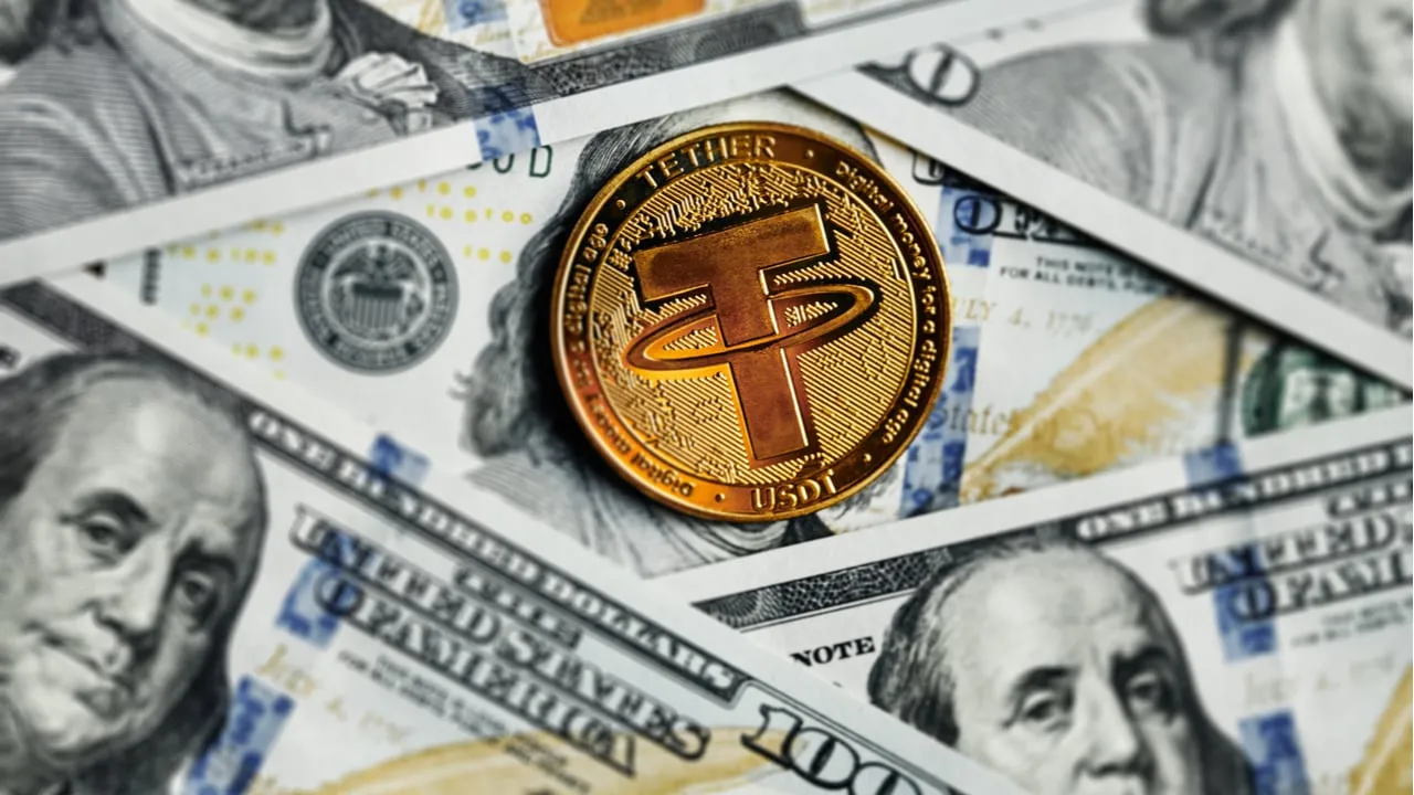Tether's USDT Stablecoin Touches $B Market Cap, Benefiting from Crypto Trading Frenzy