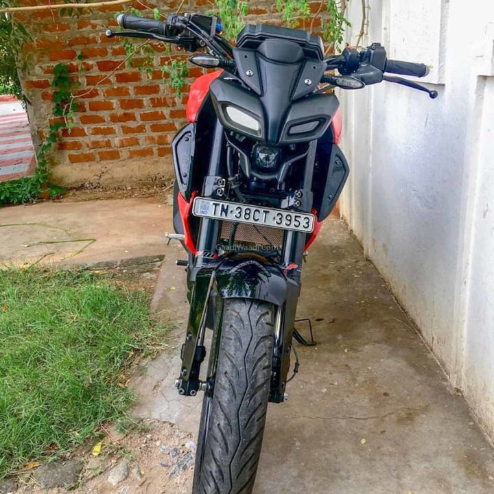 Here Is India’s First MT15 Customised With USD Forks